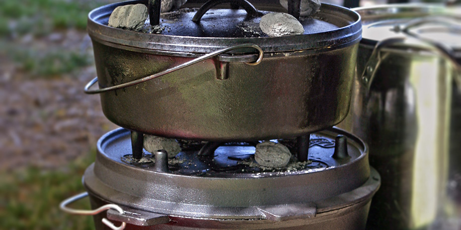 cast iron dutch oven