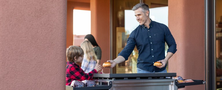 THE ULTIMATE FATHER'S
DAY GIFT GUIDE