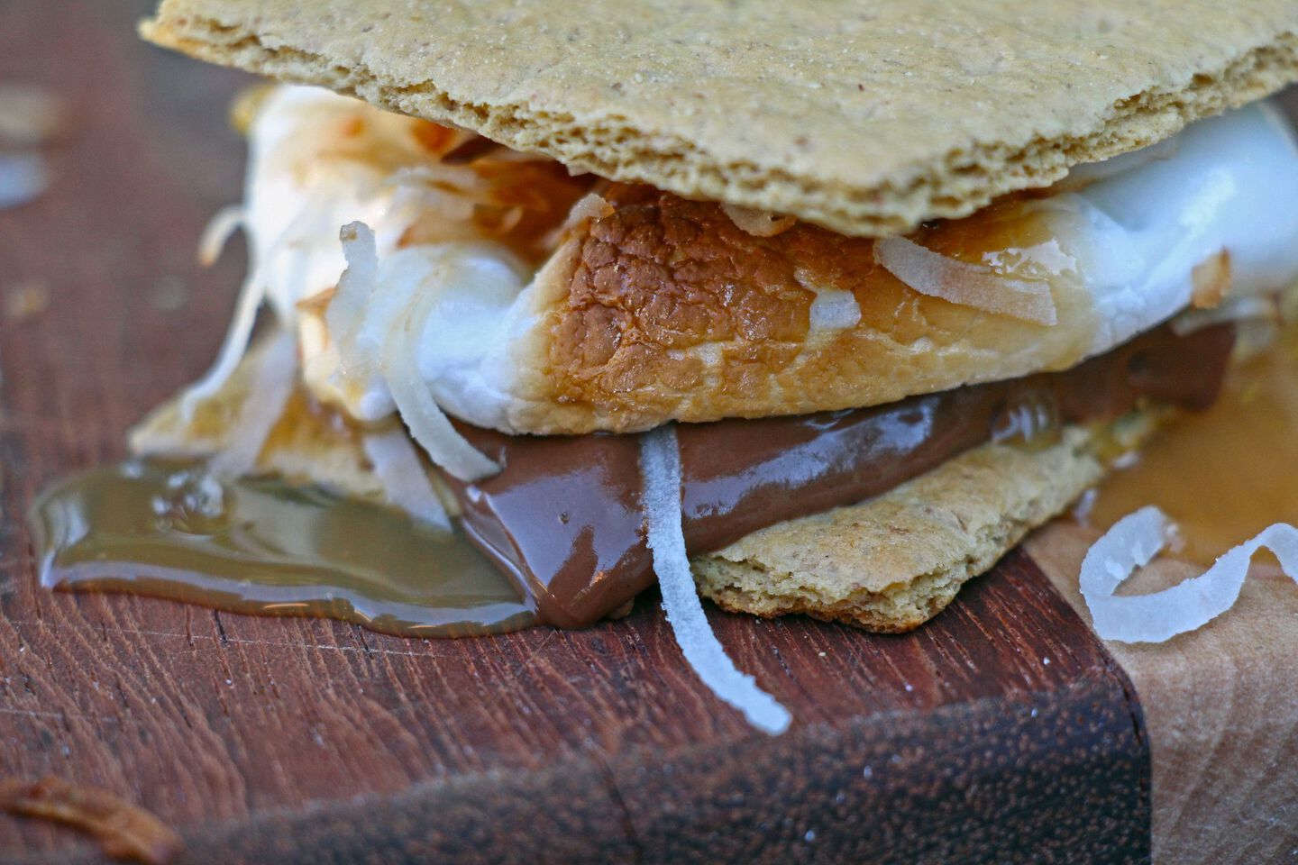 caramel coconut smore