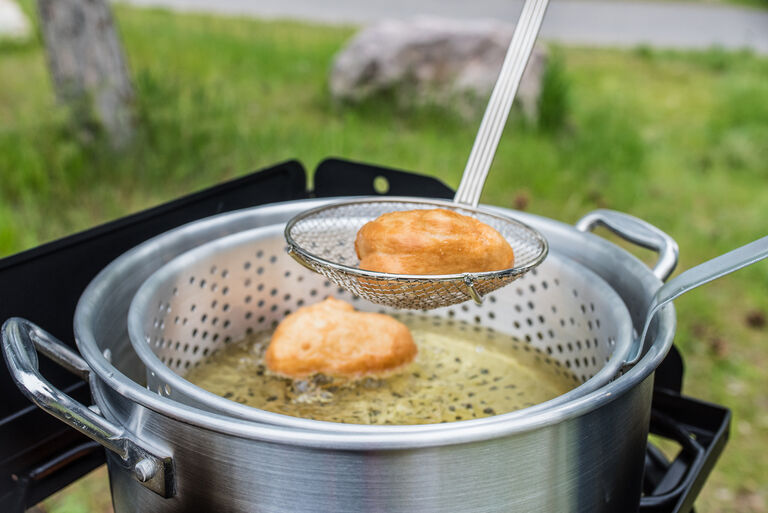 fried oreo drying off