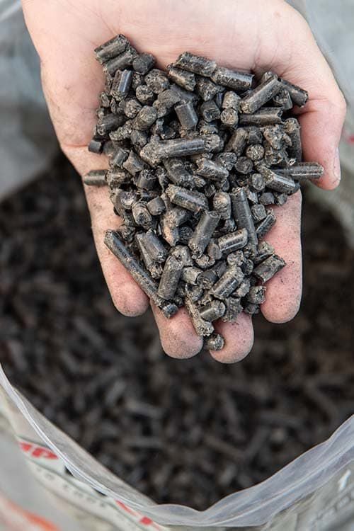 premium hardwood pellets