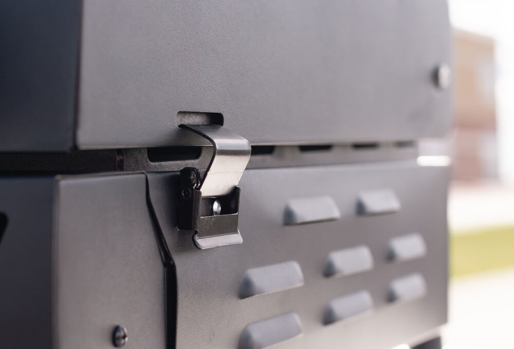 Hinged Lid for Protection