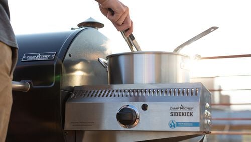 Mounts to Pellet Grills