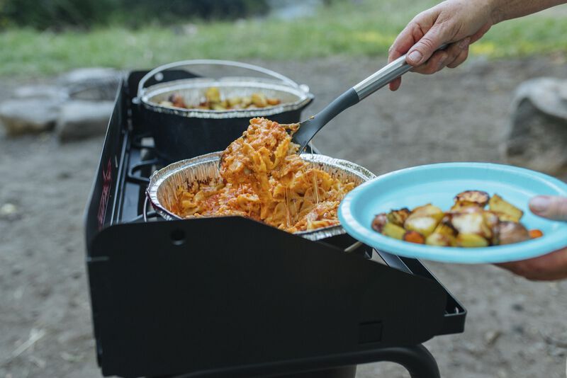 How To Use Dutch Oven Liners (and make your own for pennies!)