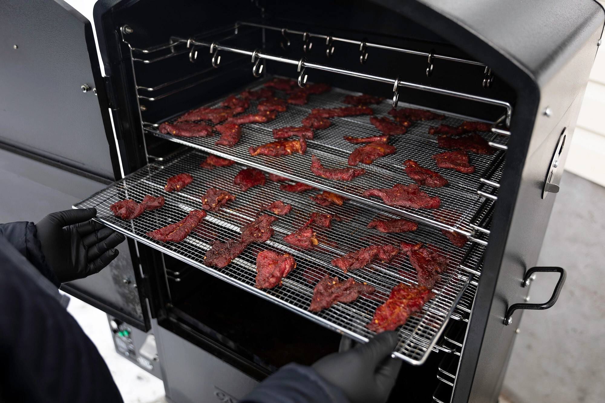 Camp chef vertical pellet smoker outlet