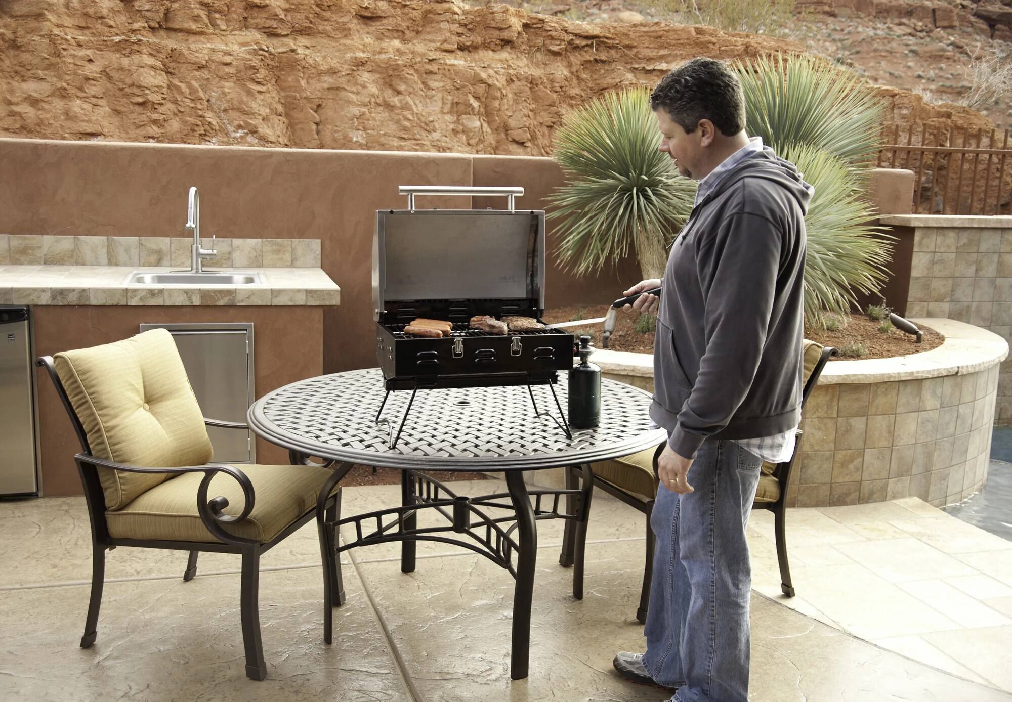 Camp chef top tabletop grill